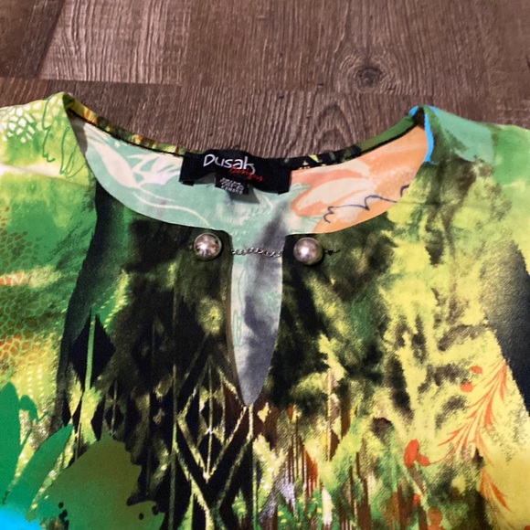 Dusak medium blouse - Picture 2 of 2